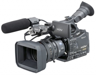 Цифровые видеокамеры Sony HVR-Z7E