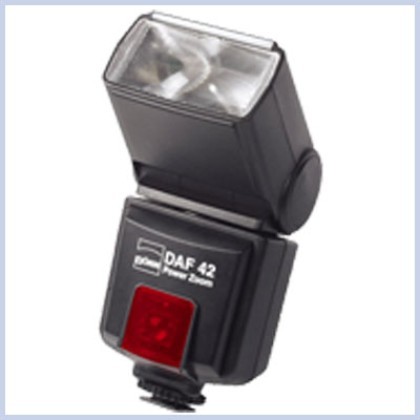 Фотовспышка DOERR DAF-42 Power Zoom for Olympus/Panasonic